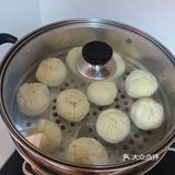熬豆沙,都是我亲力亲为,豆沙里添加了炼乳,口感更香滑