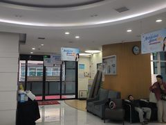 -雅悦齿科(顾村公园店)