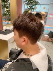 -Kraemer Paris苏豪路易士·嘉玛发廊