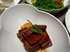 -虹潮荟·餐桌上的美食地理(太阳宫店)