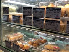 -白玉兰食品甜凤店(合生汇店)