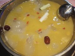 -二钳洞庭虾蟹·江湖菜(成都鹭岛店)