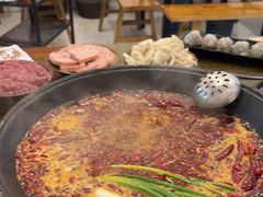 -黄潇洒老火锅(九眼桥宏济巷店)