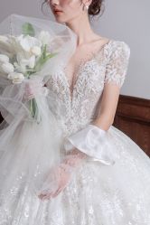 -艾米丽婚纱礼服