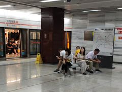 -一品天下(地铁站)