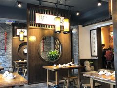 大堂-何家一碗面(南大街店)