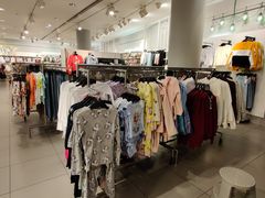 -H&M(华润万象城店)
