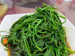 -壹阁胡羊焖饼(特色小吃街店)