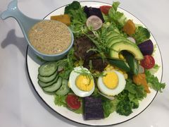 -丽莎沙拉轻食餐厅(国贸店)