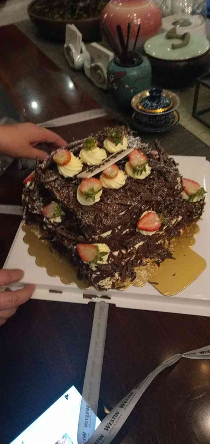 威斯汀酒店·思悦兹饼屋-"好朋友过生日 就想着给她订个蛋糕 看了下.