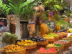 -钱小奴海鲜自助黑金店(杭州滨江龙湖店)