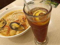 -佰搭果·广式茶餐厅(西华路店)