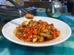 -昱龙大盆牛蛙馆(三兴街总店)