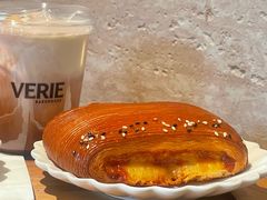 -VERIE BAKEHOUSE