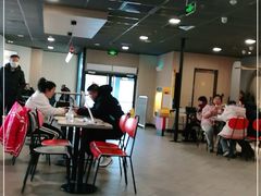 大堂-麦当劳(季平店)