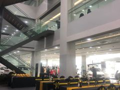 -浙江星杭奔驰4S店(海创园店)