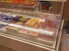 面包甜点陈列柜-好利来(内双楠店)