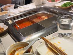 -海底捞火锅鲜切牛肉主题店(长寿路店)