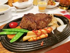 -爱丽丝牛排西餐厅(光谷步行街店)