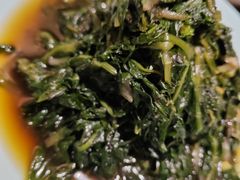 -东口码头·烧鸽子·鱼头泡饼·地方菜(金鹰悦城店)