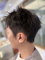 -镁连社·美联社