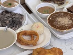 -聚德华天护国寺小吃(甜水园店)