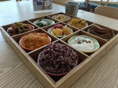 -轻蔬不用等·素食(江苏路店)