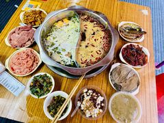-储奇门鳝鱼火锅(总店)