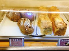 -韩国利尔面包(桂林路店)