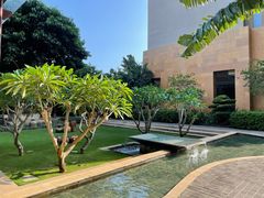 -三亚湾海居铂尔曼度假酒店