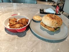 -必胜客(骡马市店)