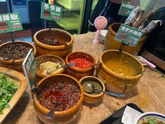 -云阿蛮云南生烫牛肉米线(奉贤路店)