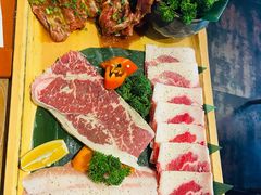小京致牛五花-小京致·碳火烤肉(贝岗村大街店)