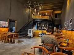 景观位-土蚝·高压锅生蚝(百姓美食街店)
