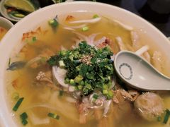 -大头虾越式风味餐厅(光明广场店)