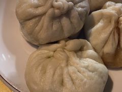 猪肉包子-陈寔包子王·卤煮小肠·京味小吃(龙潭店)