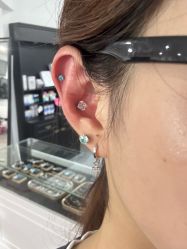 -龙之吻专业刺青·手工耳洞·纹身去色