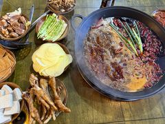 -黄潇洒老火锅(九眼桥宏济巷店)