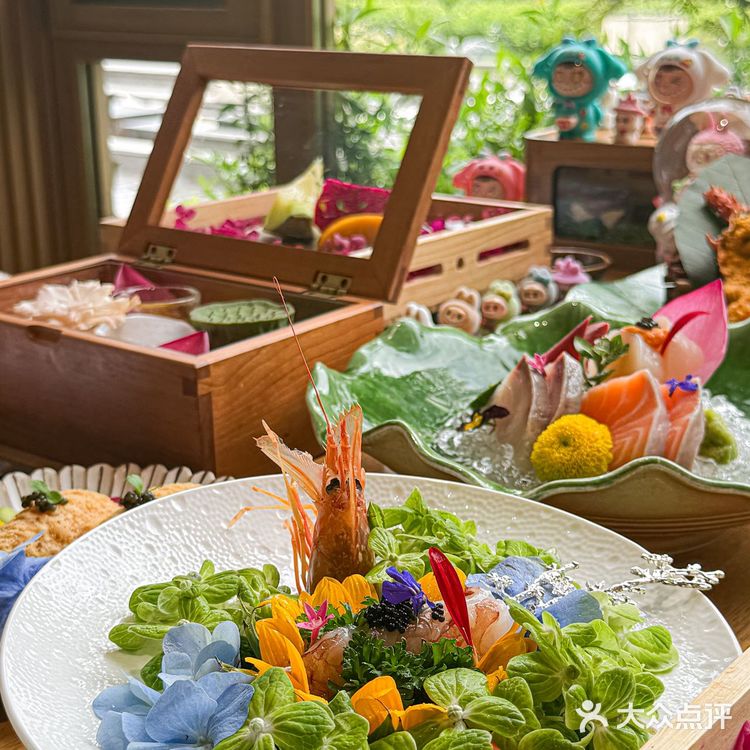 在玄武湖!被Labubu可爱到原地跺jio