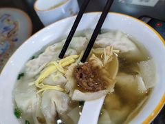 -笑来喜馄饨小笼工坊(通扬路店)