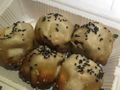 -小杨生煎(金山百联购物中心3楼店)