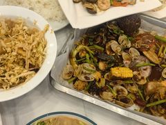 -鑫渔港海鲜本地菜·山海关浑锅(东戴河店)