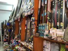 -龙湖渔具(东华市场社区店)