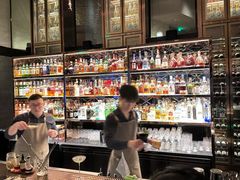 -FLAIR顶层餐厅酒吧(浦东丽思卡尔顿酒店)
