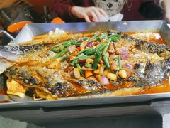 -鸣记脆皮烤鱼·海鲜烤鱼(马栏店)
