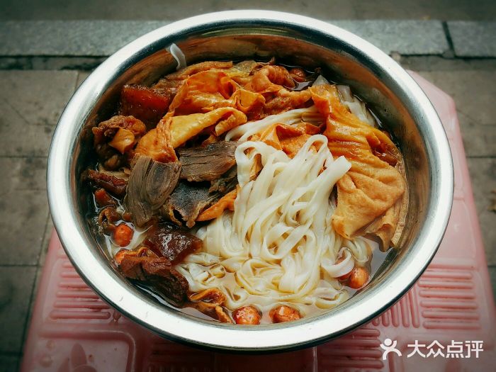 炳记牛味粉店-牛腱腐竹粉图片-梧州美食-大众点评网