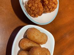 -李犟大爆鳝面·手工蟹黄包(湖滨西湖店)