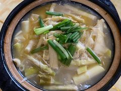 野笋煲-洪福饭店·十八年老店
