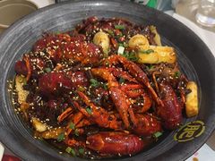 -肥肥虾庄·金牌油焖大虾(汉口城市广场店)