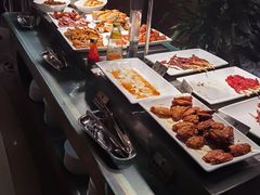 自助取餐区-荣誉国际酒店-云顶旋转餐厅